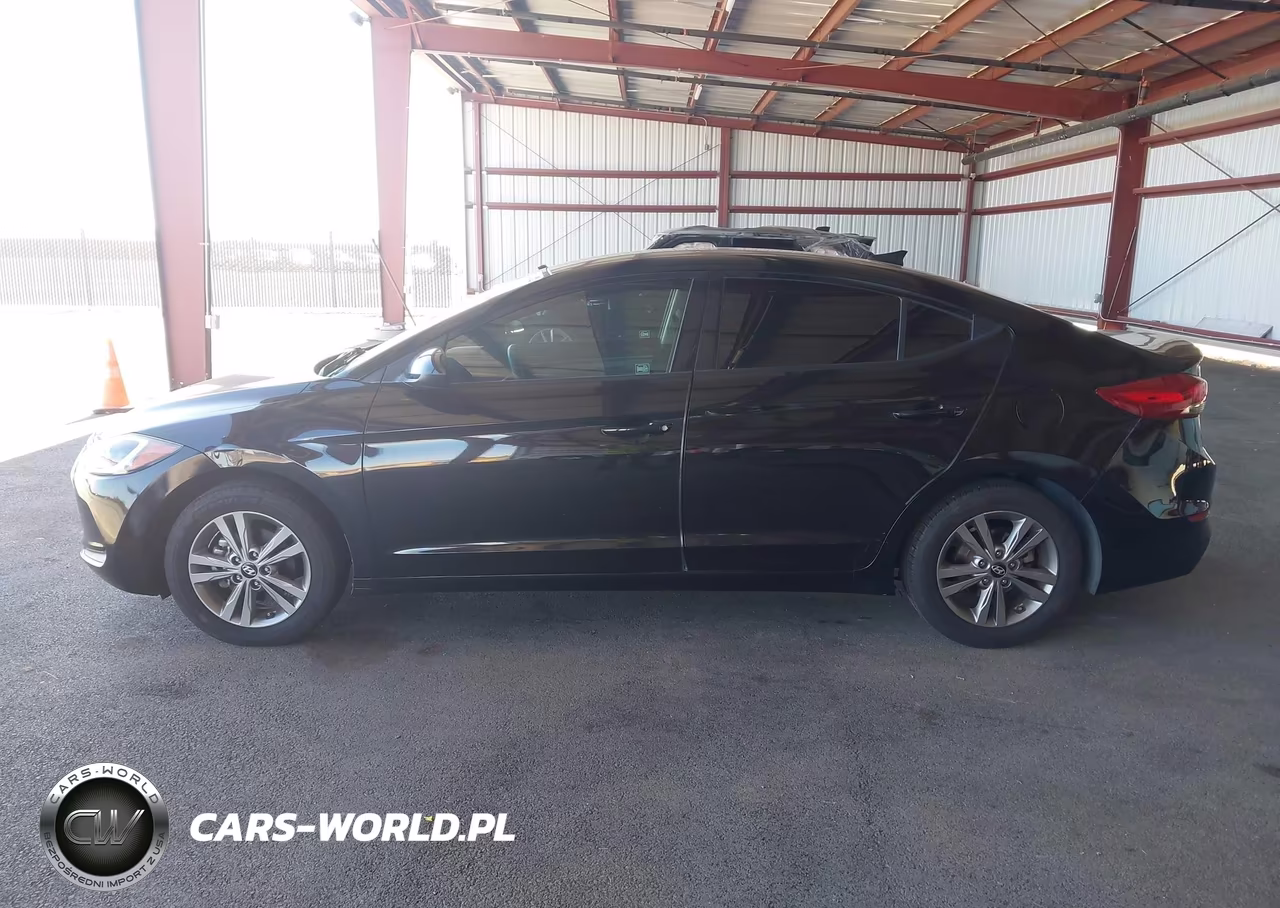 2018 Hyundai Elantra Sel VIN:5NPD84LF5JH311154 - 14