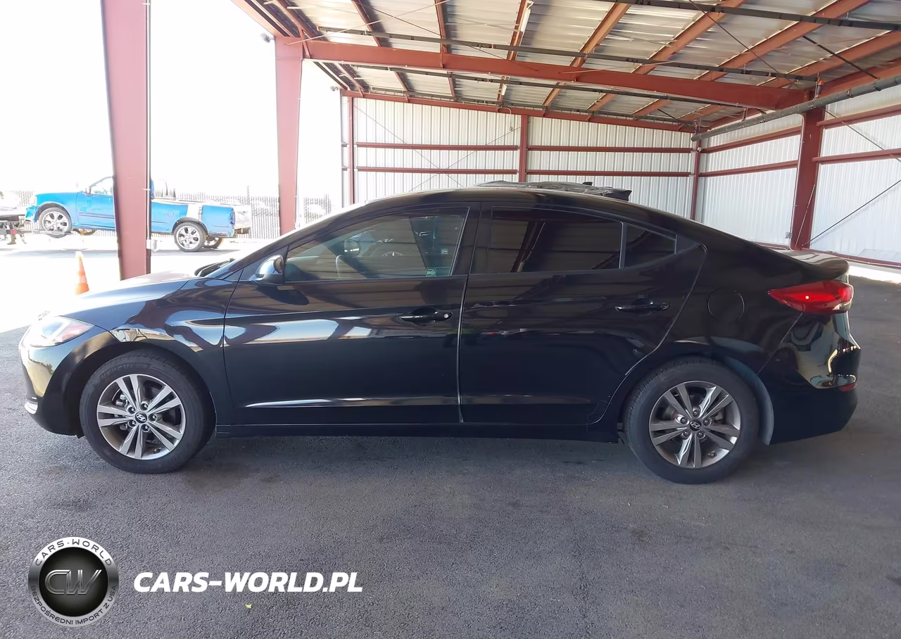 2018 Hyundai Elantra Sel VIN:5NPD84LF5JH311154 - 6