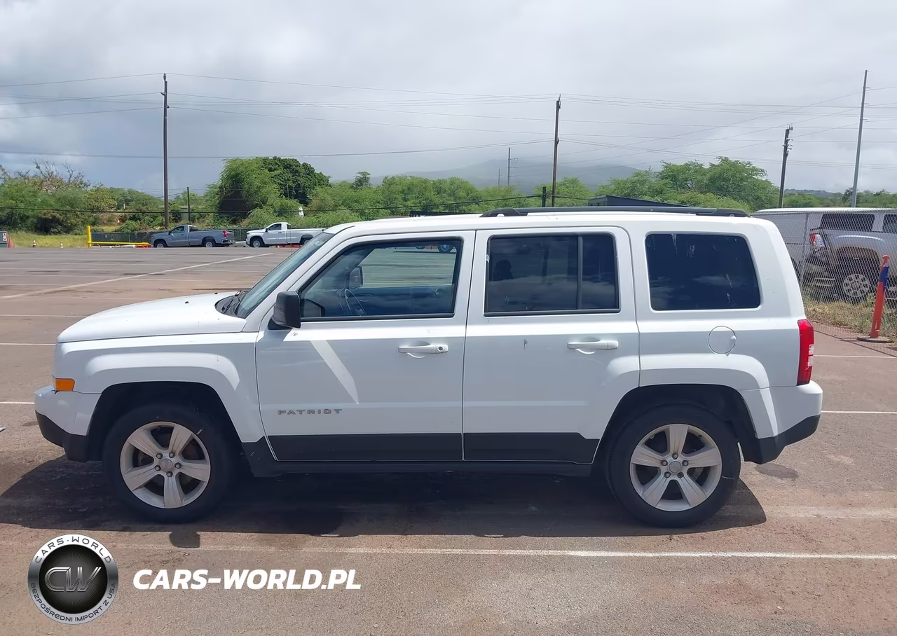 2017 Jeep Patriot Latitude VIN:1C4NJPFB8HD160281 - 14