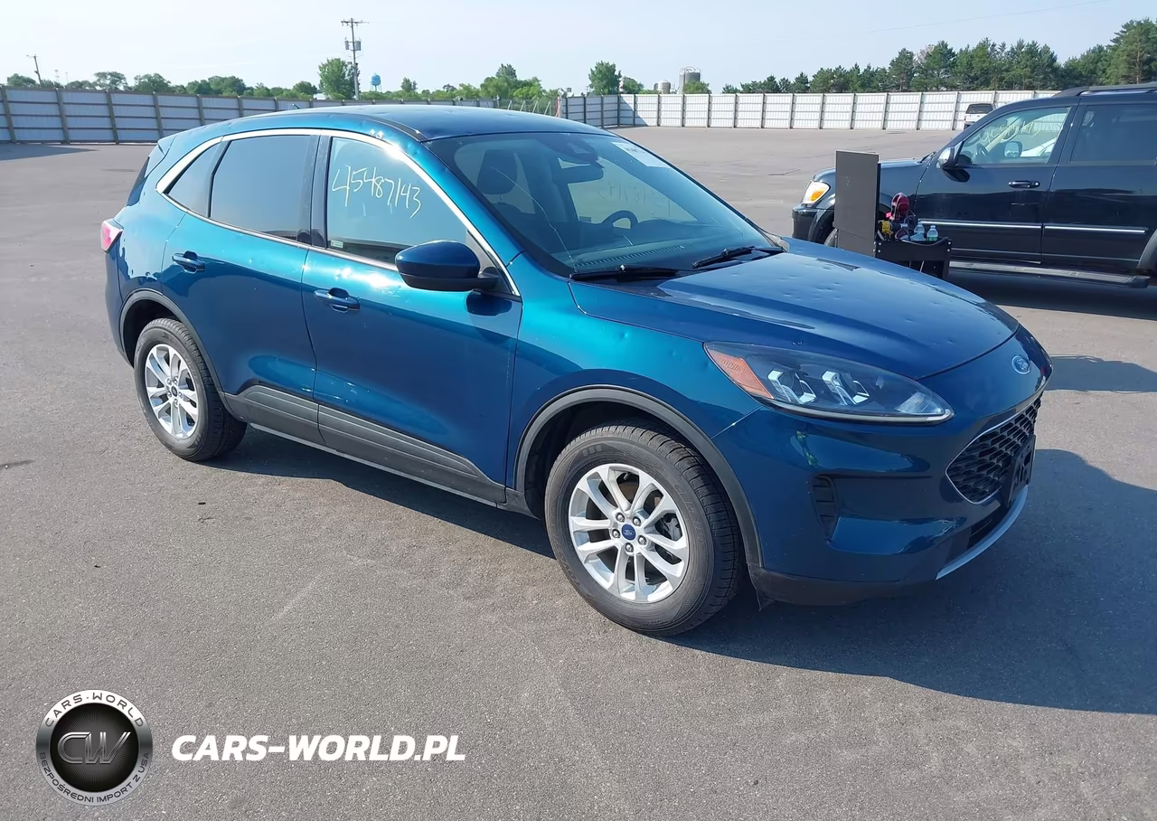 2020 Ford Escape Se