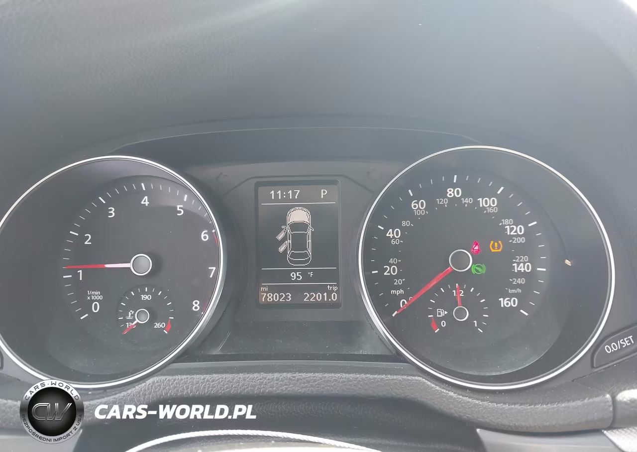 2018 Volkswagen Passat 2.0T R-Line-2.0T S VIN:1VWAA7A35JC023726 - 7