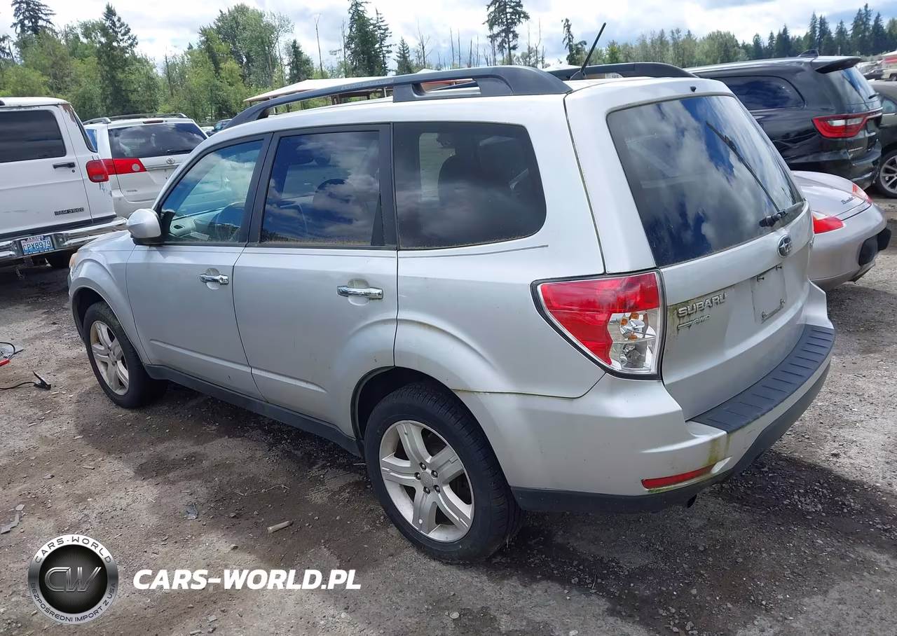 2010 Subaru Forester 2.5X Premium VIN:JF2SH6CC4AH805997 - 3