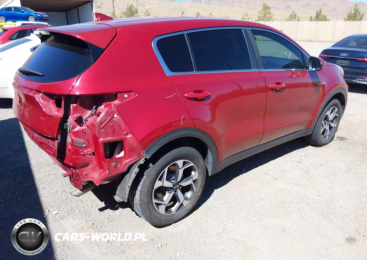 2020 Kia Sportage Lx VIN:KNDPMCAC1L7697591 - 4