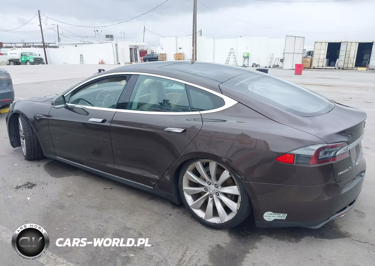 2013 Tesla Model S VIN:5YJSA1BC8DFP10483 - 13