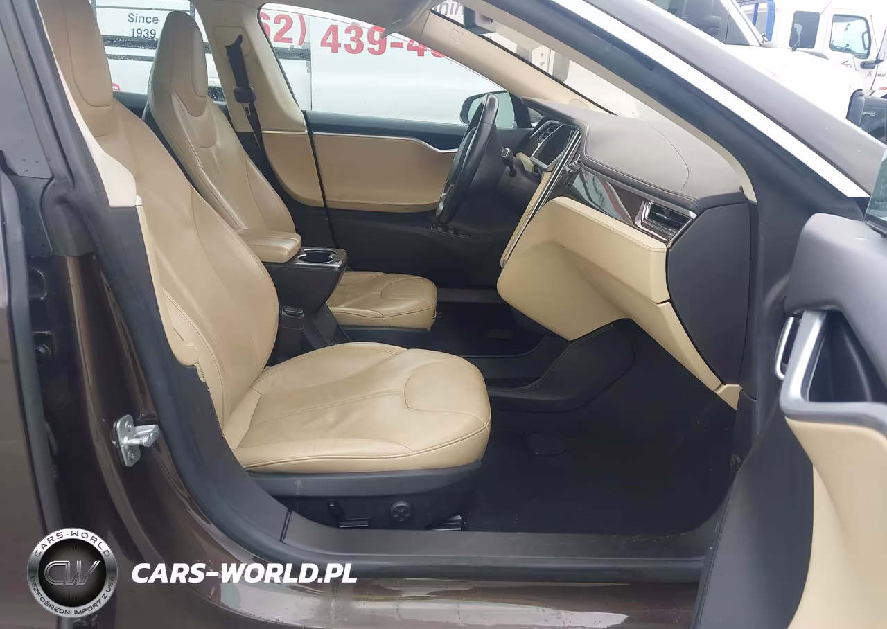 2013 Tesla Model S VIN:5YJSA1BC8DFP10483 - 5