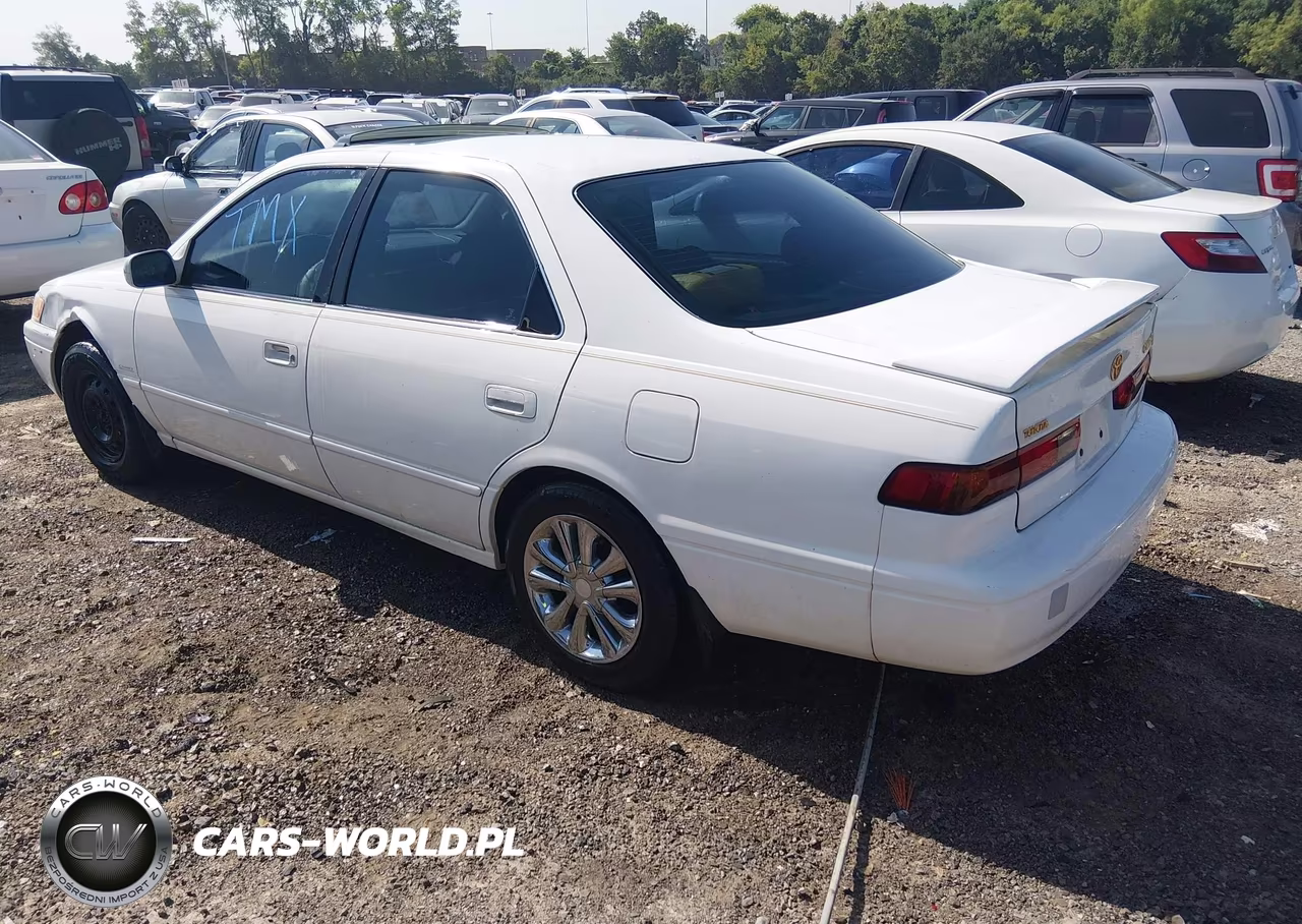 1998 Toyota Camry Le VIN:4T1BG22K5WU252466 - 3