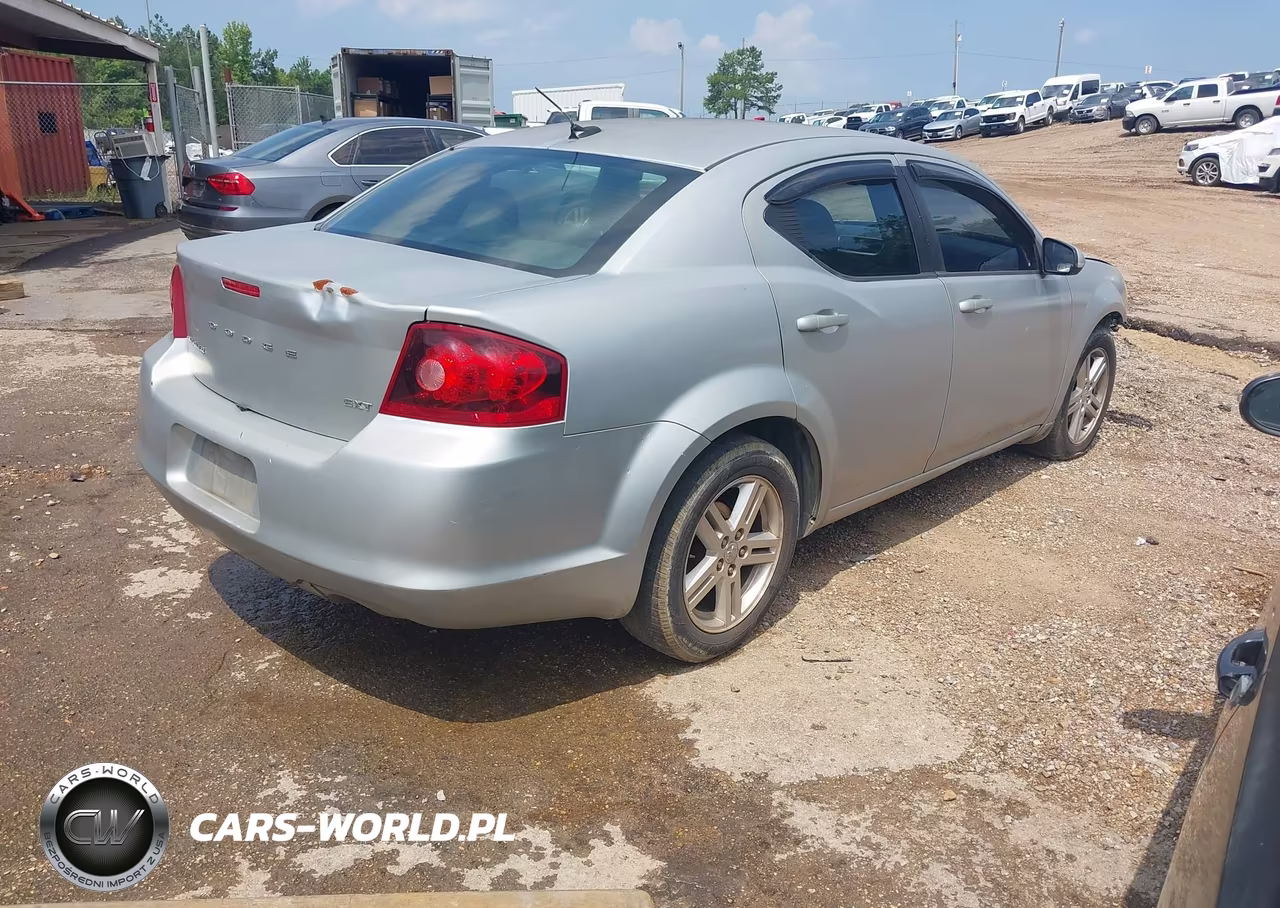 2012 Dodge Avenger Sxt VIN:1C3CDZCB5CN182809 - 4
