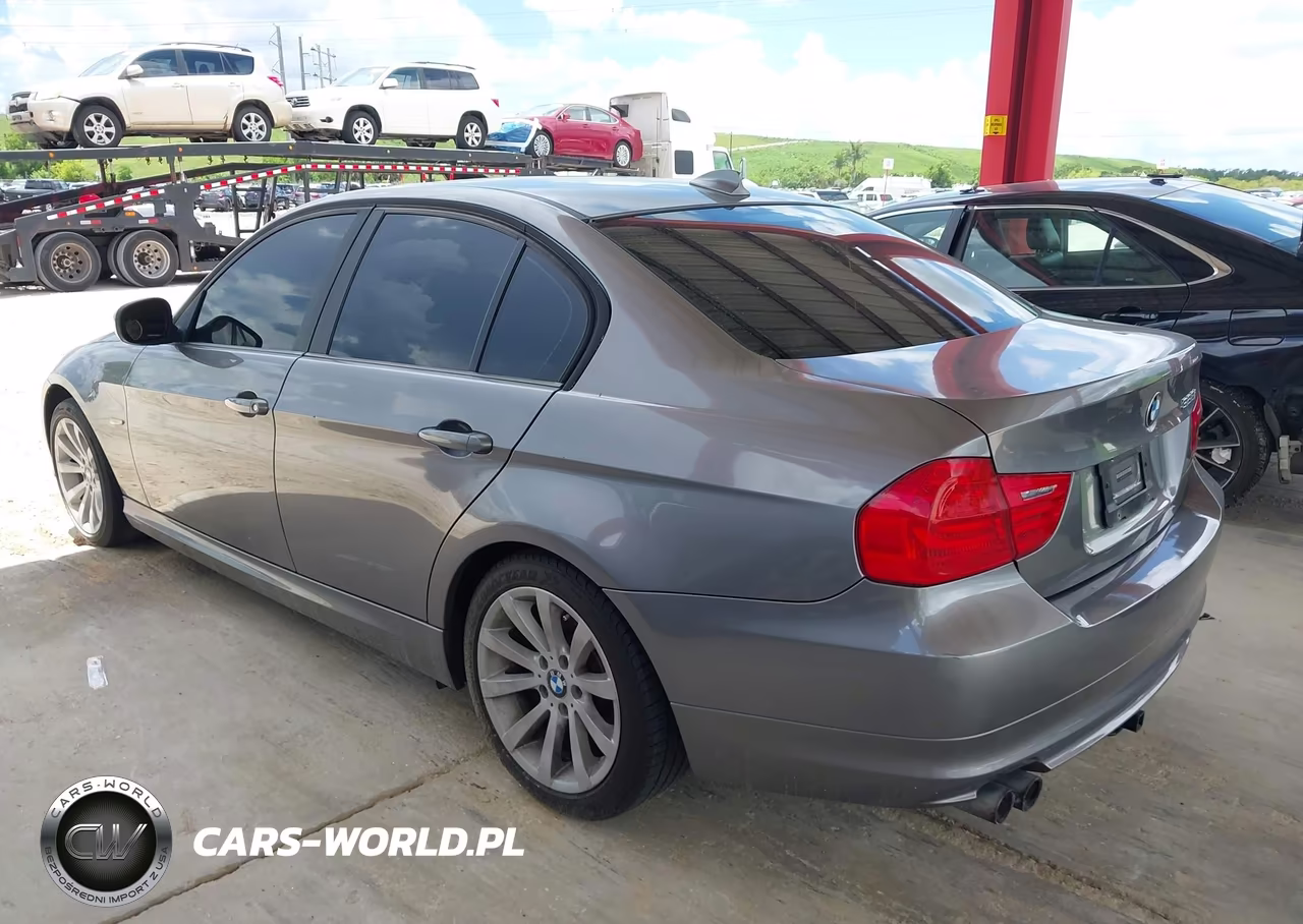 2011 BMW 328I VIN:WBAPH7C52BE680381 - 3