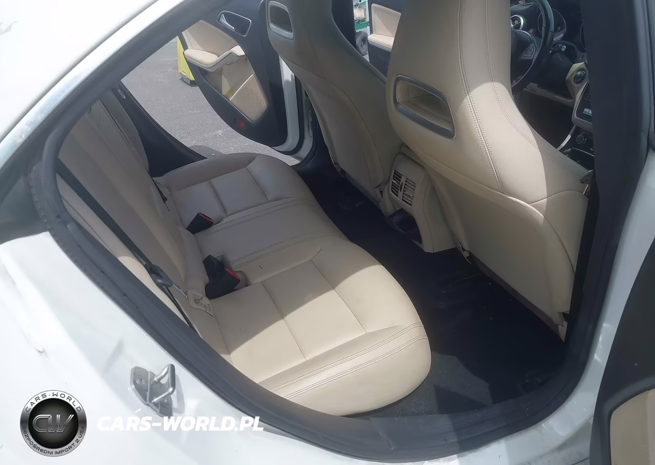 2019 Mercedes-Benz Cla 250 VIN:WDDSJ4EB4KN774092 - 8