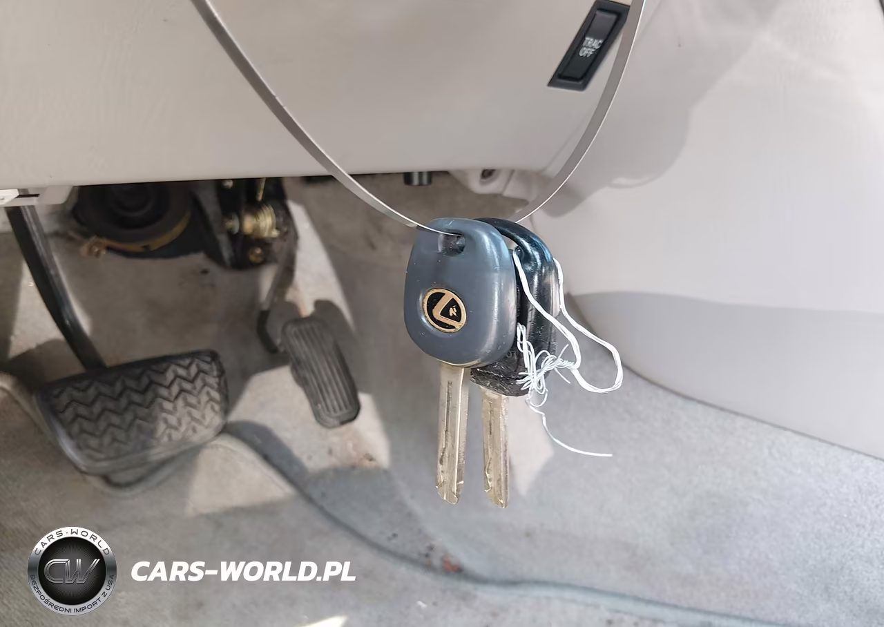 2002 Lexus Es 300 VIN:JTHBF30G520051579 - 11