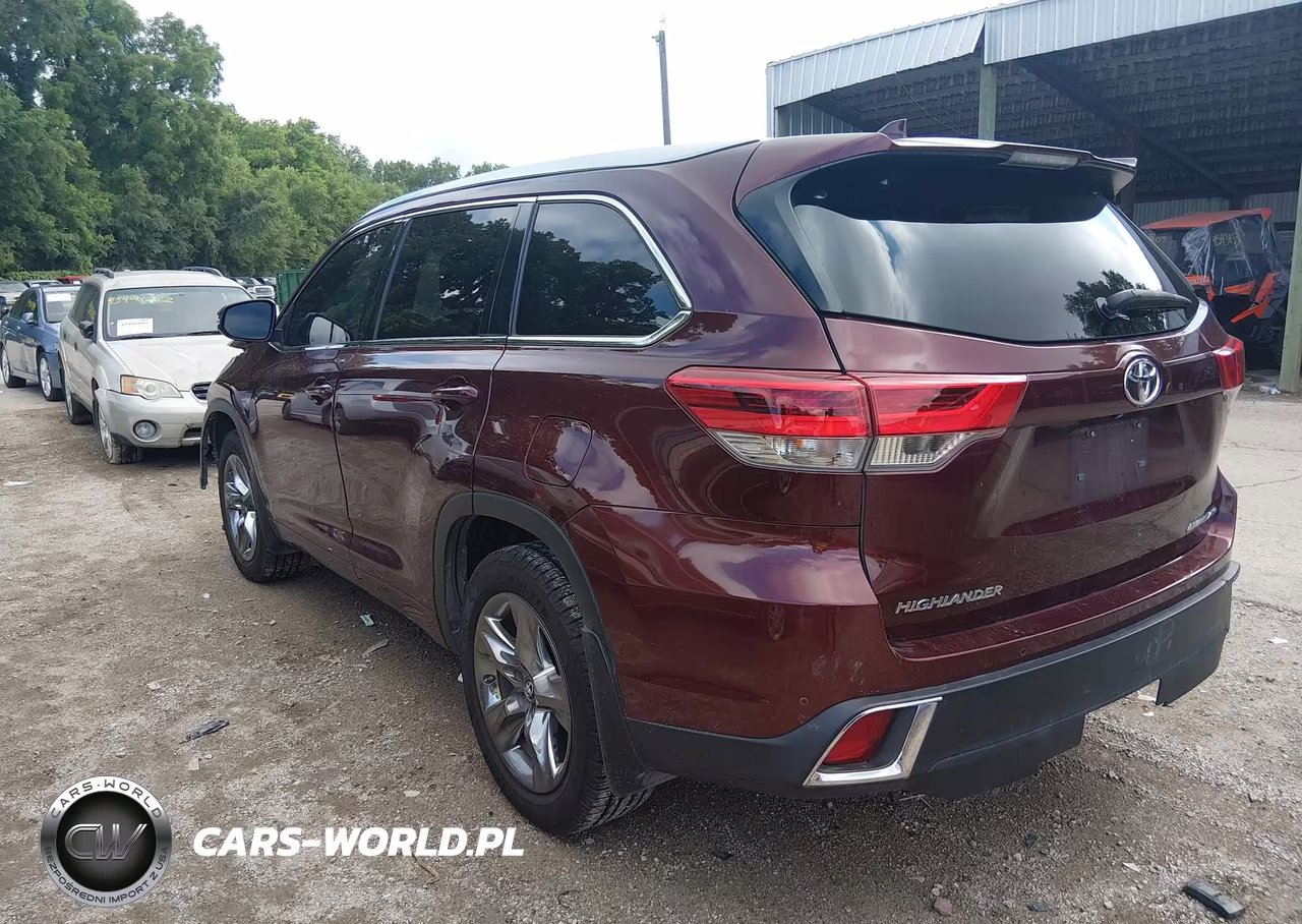 2017 Toyota Highlander Limited Platinum VIN:5TDDZRFH6HS464895 - 3