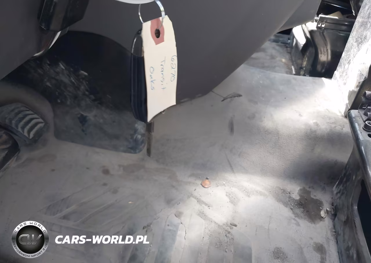 2020 Ford Transit-150 VIN:1FTYE1Y85LKA52818 - 6