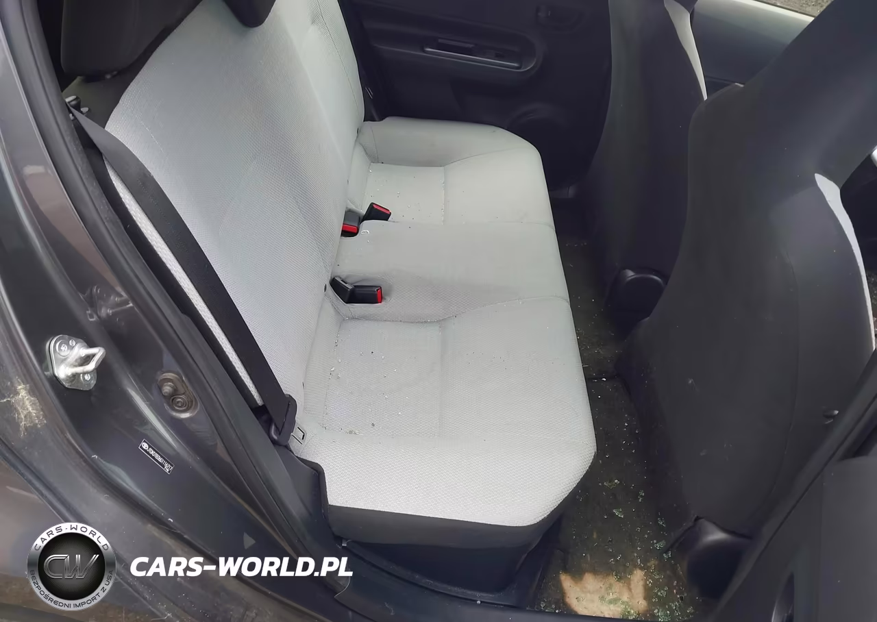 2016 Toyota Prius C One VIN:JTDKDTB36G1116717 - 8