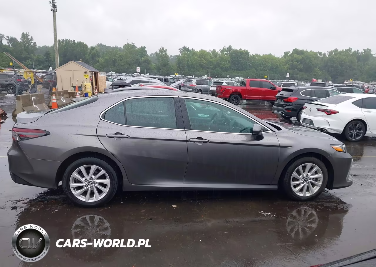 2024 Toyota Camry Le VIN:4T1C11BK3RU108290 - 13