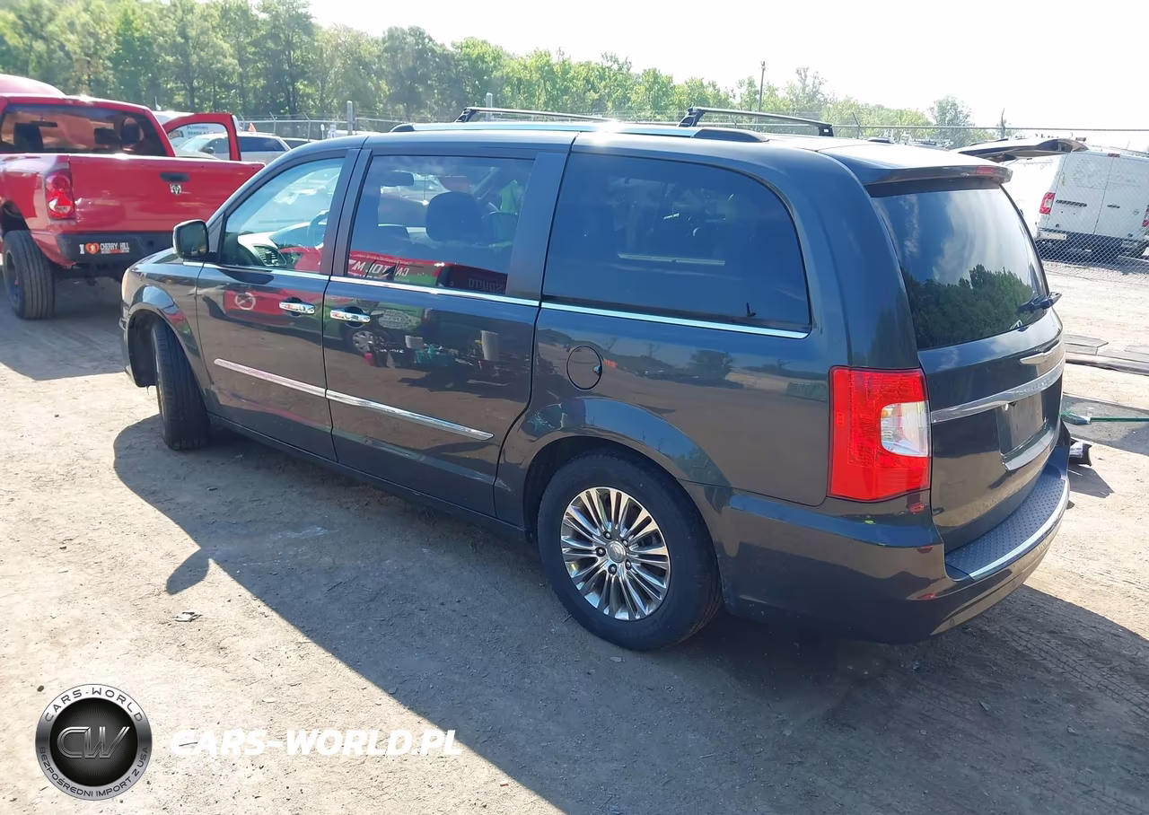 2011 Chrysler Town & Country Limited VIN:2A4RR6DG1BR667315 - 3