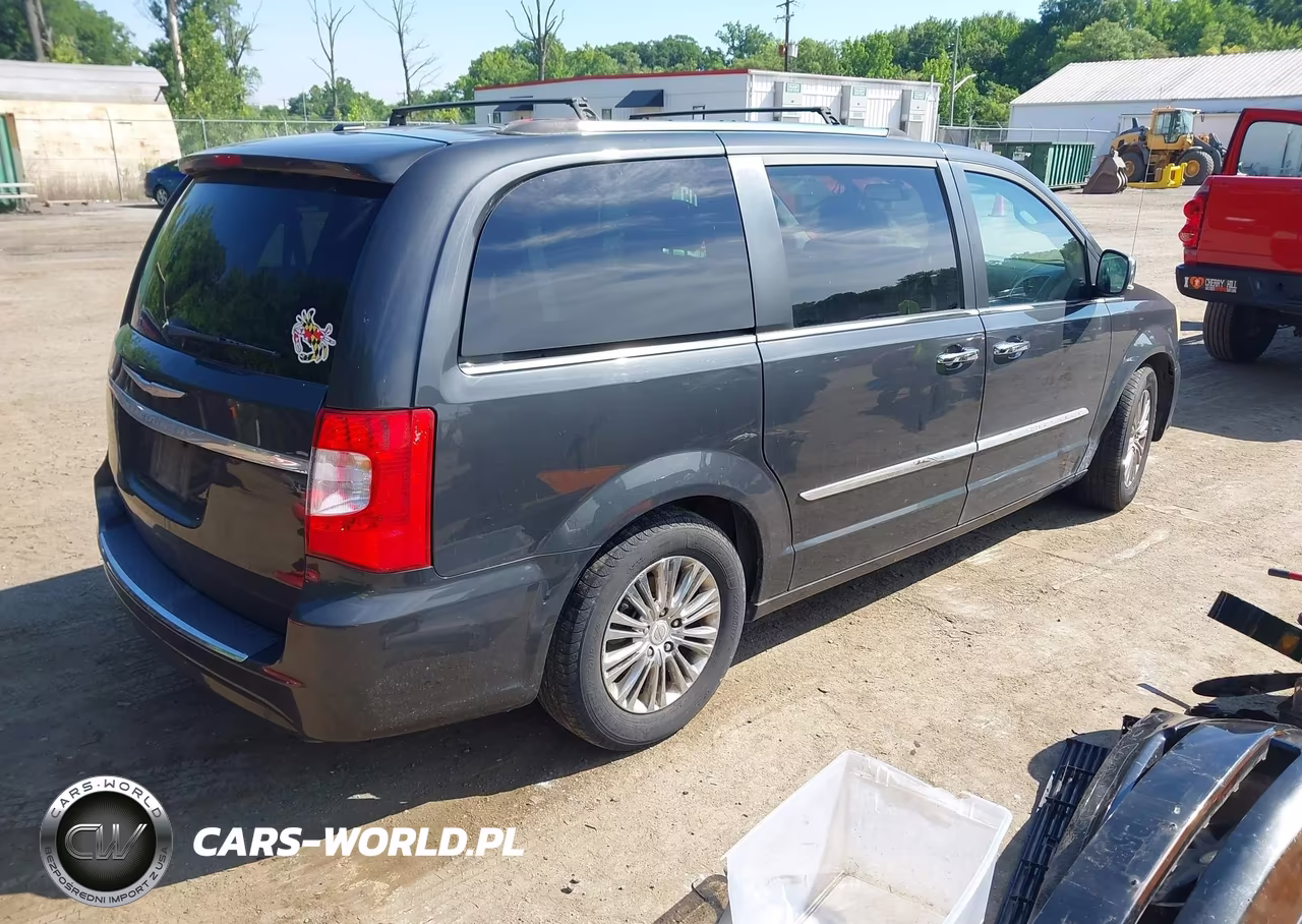 2011 Chrysler Town & Country Limited VIN:2A4RR6DG1BR667315 - 4