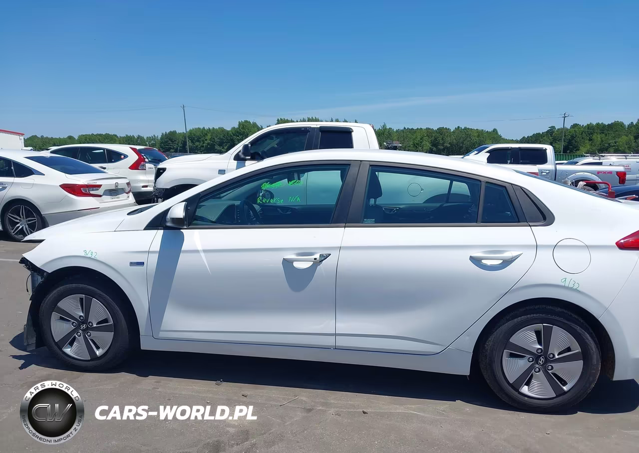 2020 Hyundai Ioniq Hybrid Blue VIN:KMHC65LC6LU231105 - 15