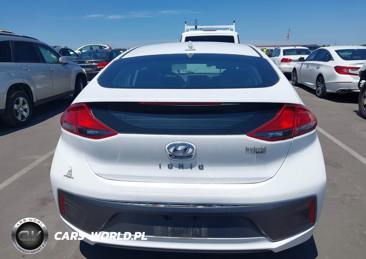 2020 Hyundai Ioniq Hybrid Blue VIN:KMHC65LC6LU231105 - 17