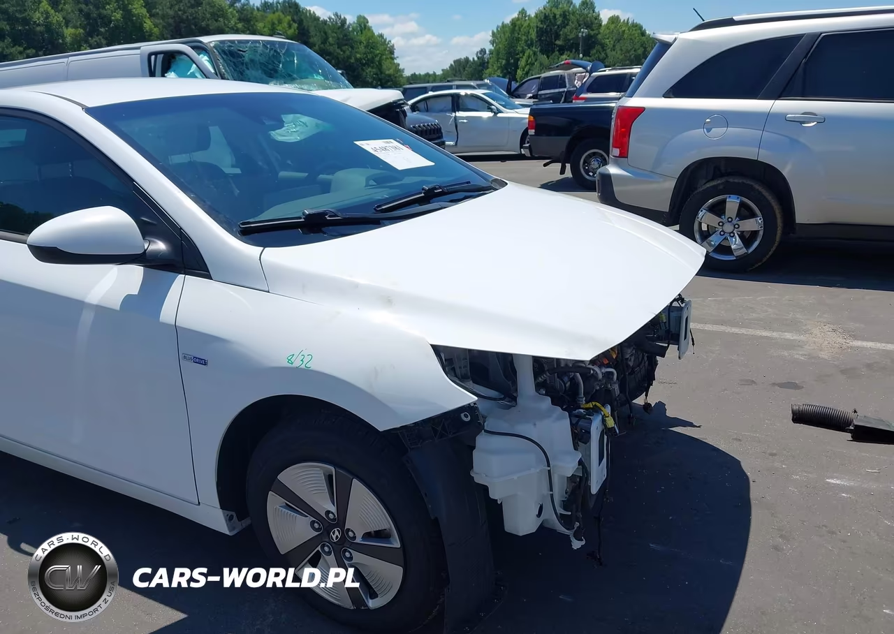 2020 Hyundai Ioniq Hybrid Blue VIN:KMHC65LC6LU231105 - 19