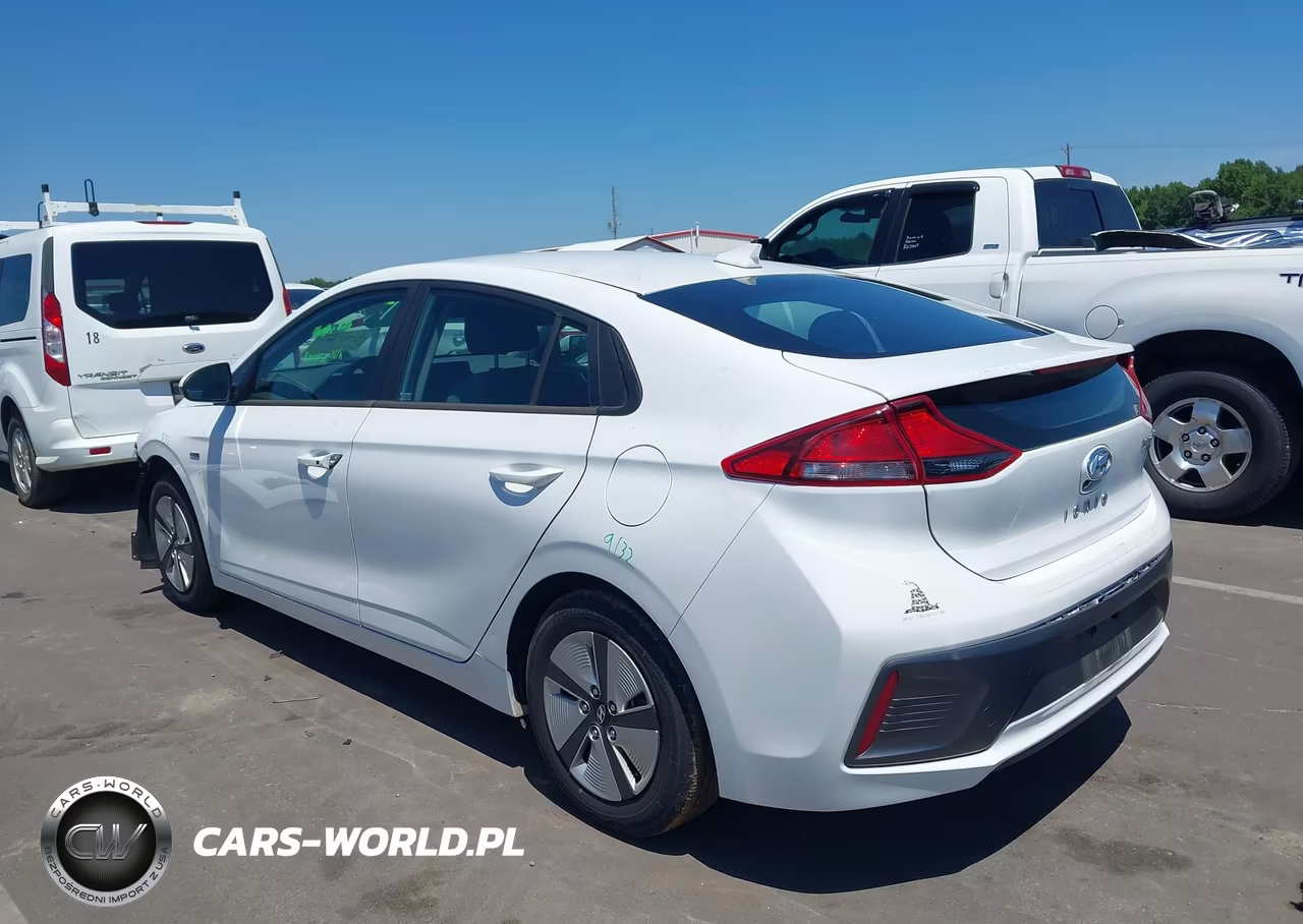 2020 Hyundai Ioniq Hybrid Blue VIN:KMHC65LC6LU231105 - 3