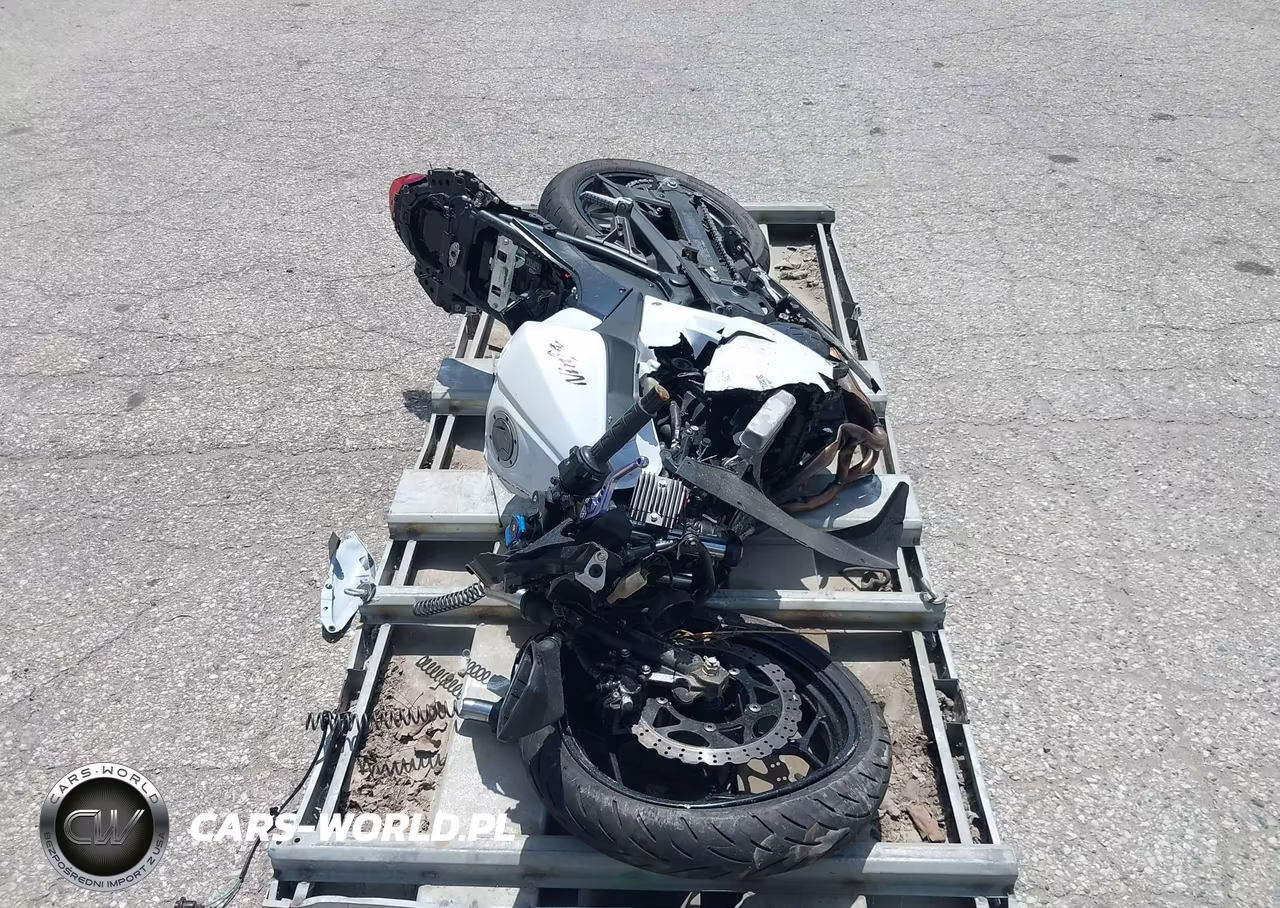 2013 Kawasaki Ex300 A VIN:JKAEX8A18DDA01982 - 5