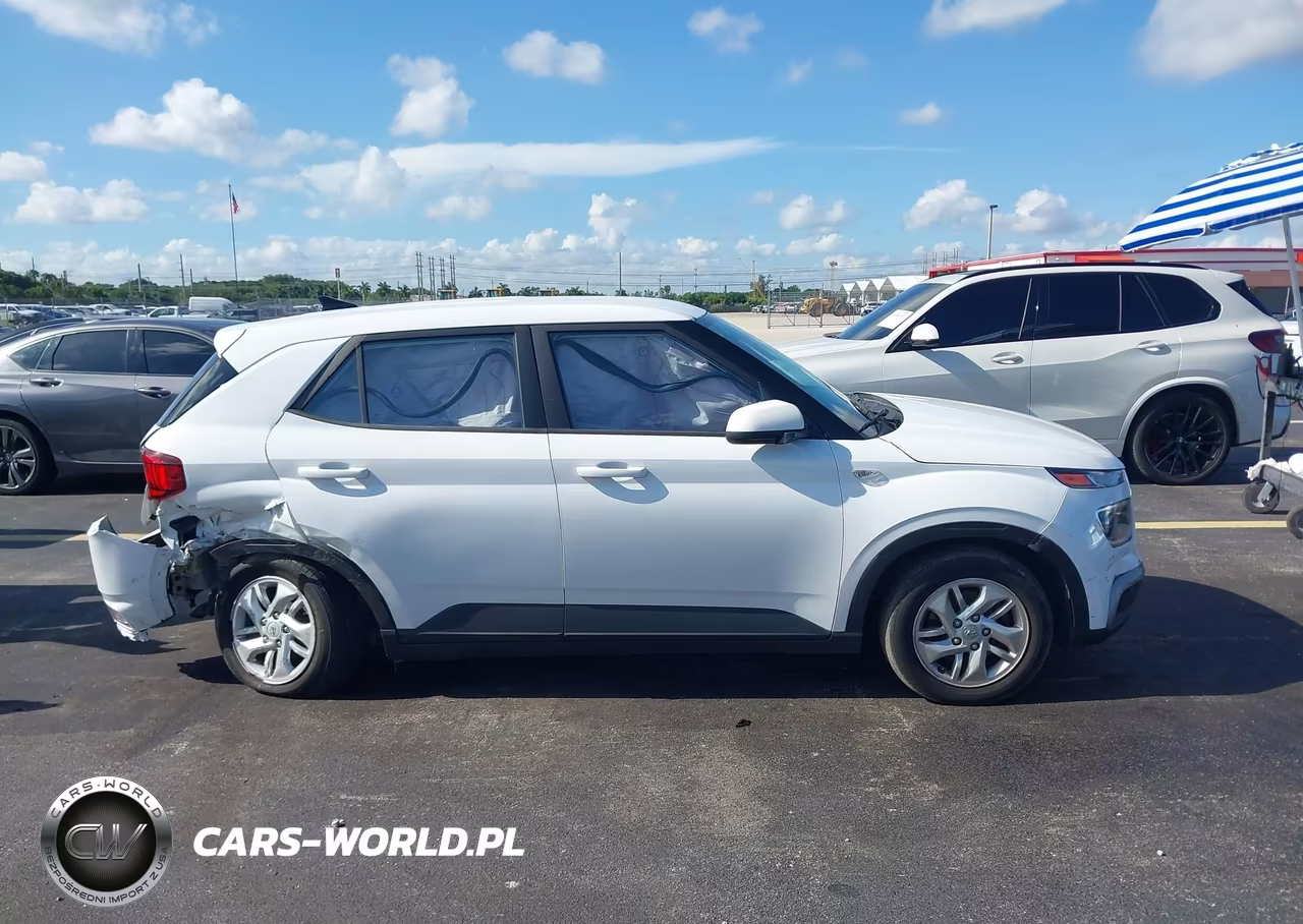 2022 Hyundai Venue Se VIN:KMHRB8A31NU160263 - 13