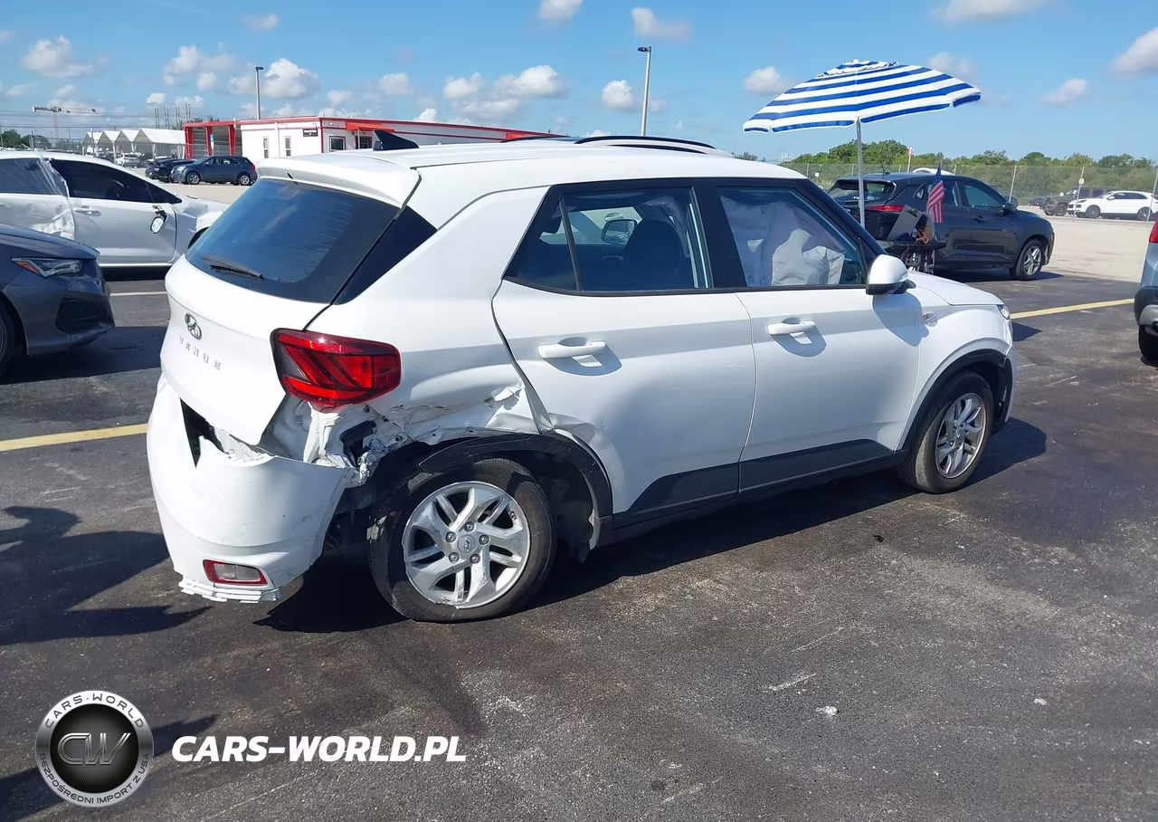 2022 Hyundai Venue Se VIN:KMHRB8A31NU160263 - 4