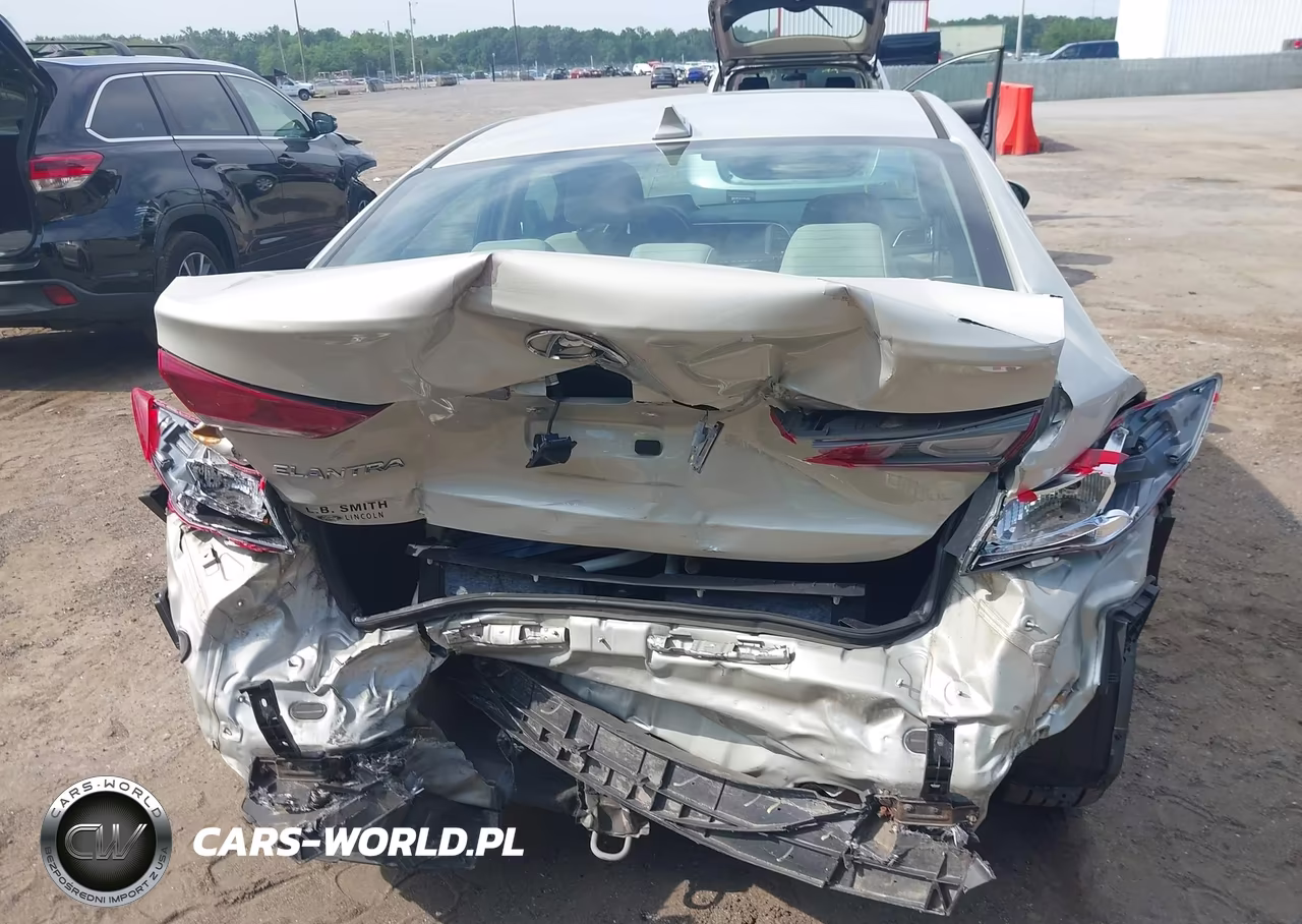 2017 Hyundai Elantra Se VIN:5NPD84LF3HH120763 - 16