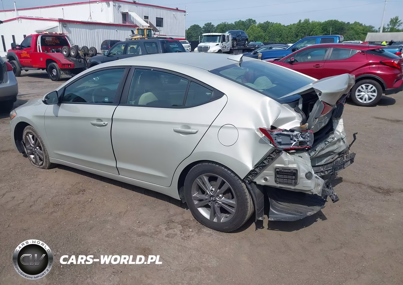 2017 Hyundai Elantra Se VIN:5NPD84LF3HH120763 - 3