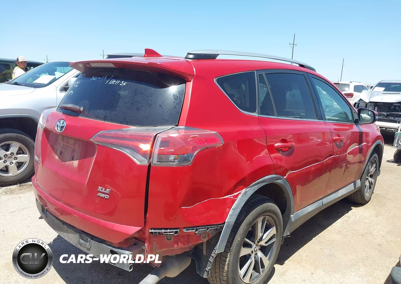 2017 Toyota Rav4 Xle VIN:2T3RFREV1HW587704 - 4
