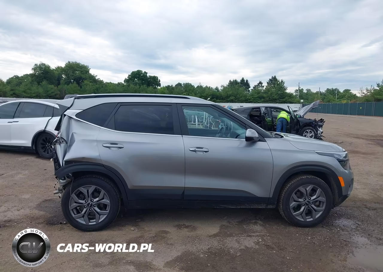 2024 Kia Seltos S VIN:KNDEUCAA9R7634852 - 14
