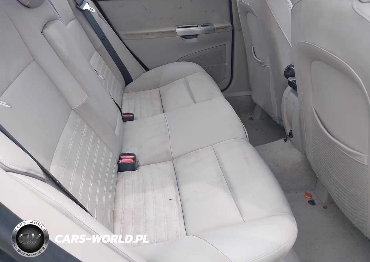 2009 Volvo S40 2.4I VIN:YV1MS382192463392 - 8
