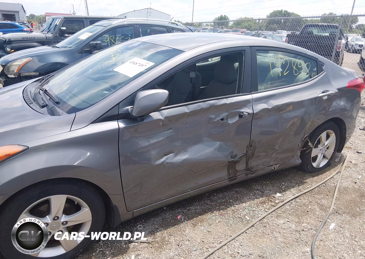 2013 Hyundai Elantra Gls VIN:5NPDH4AE9DH188117 - 6