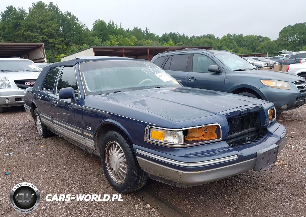 1995 Lincoln Town Car Signature-Spinnaker