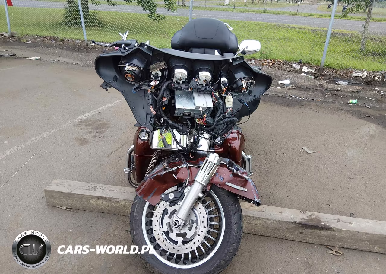 2011 Harley-Davidson Flhtk VIN:1HD1KEM10BB674024 - 5
