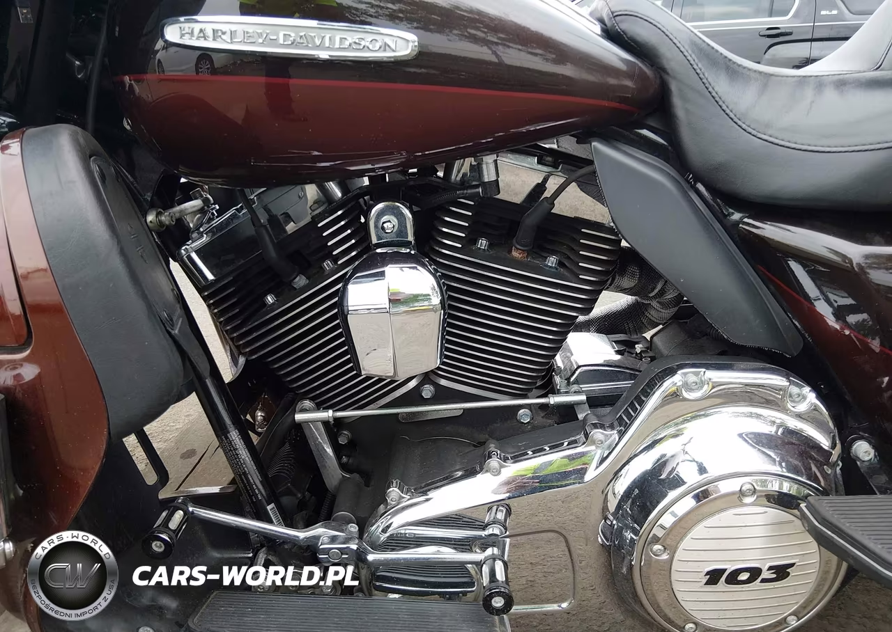 2011 Harley-Davidson Flhtk VIN:1HD1KEM10BB674024 - 9