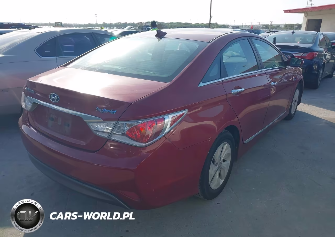 2013 Hyundai Sonata Hybrid VIN:KMHEC4A40DA096391 - 4