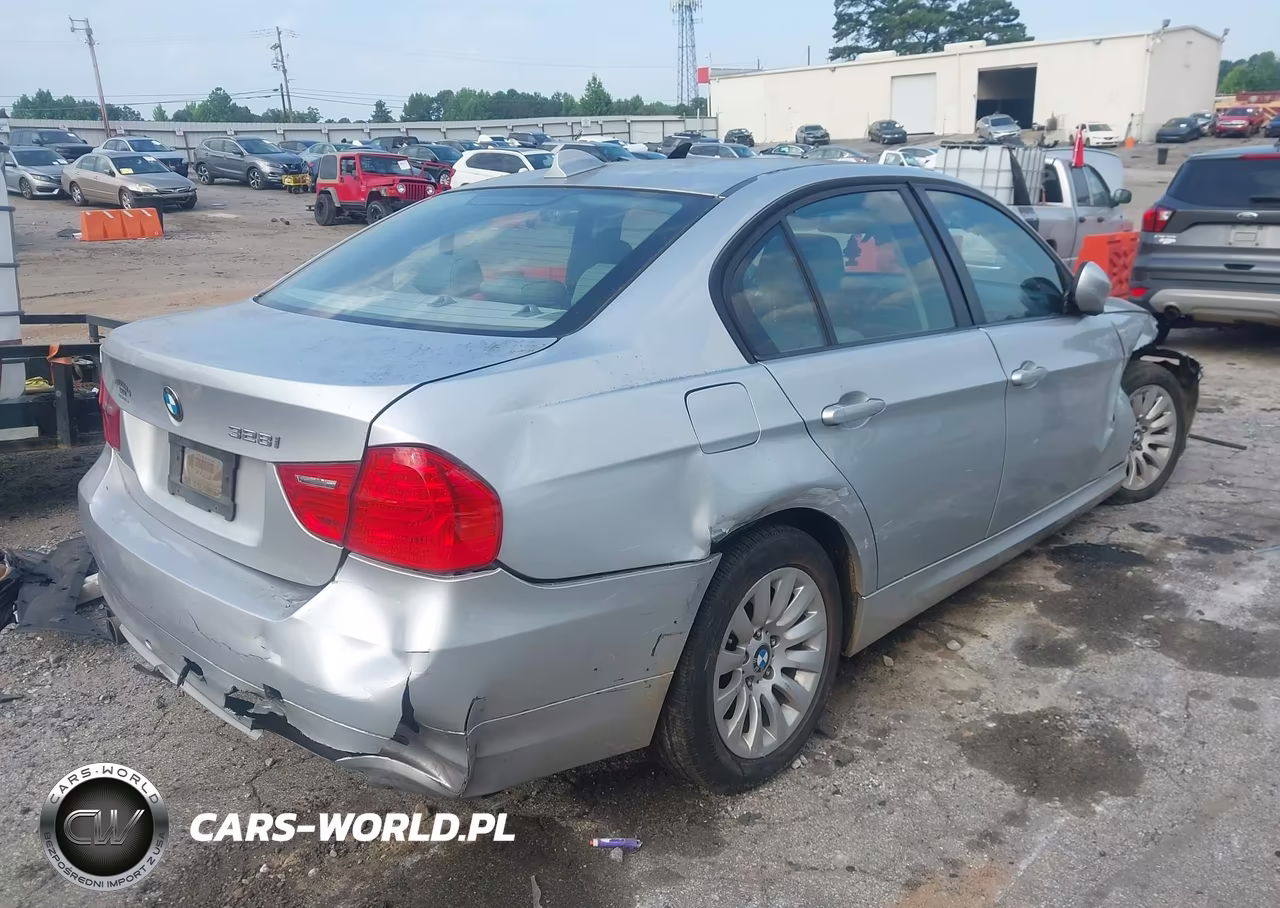2009 BMW 328I VIN:WBAPH77559NM45042 - 4