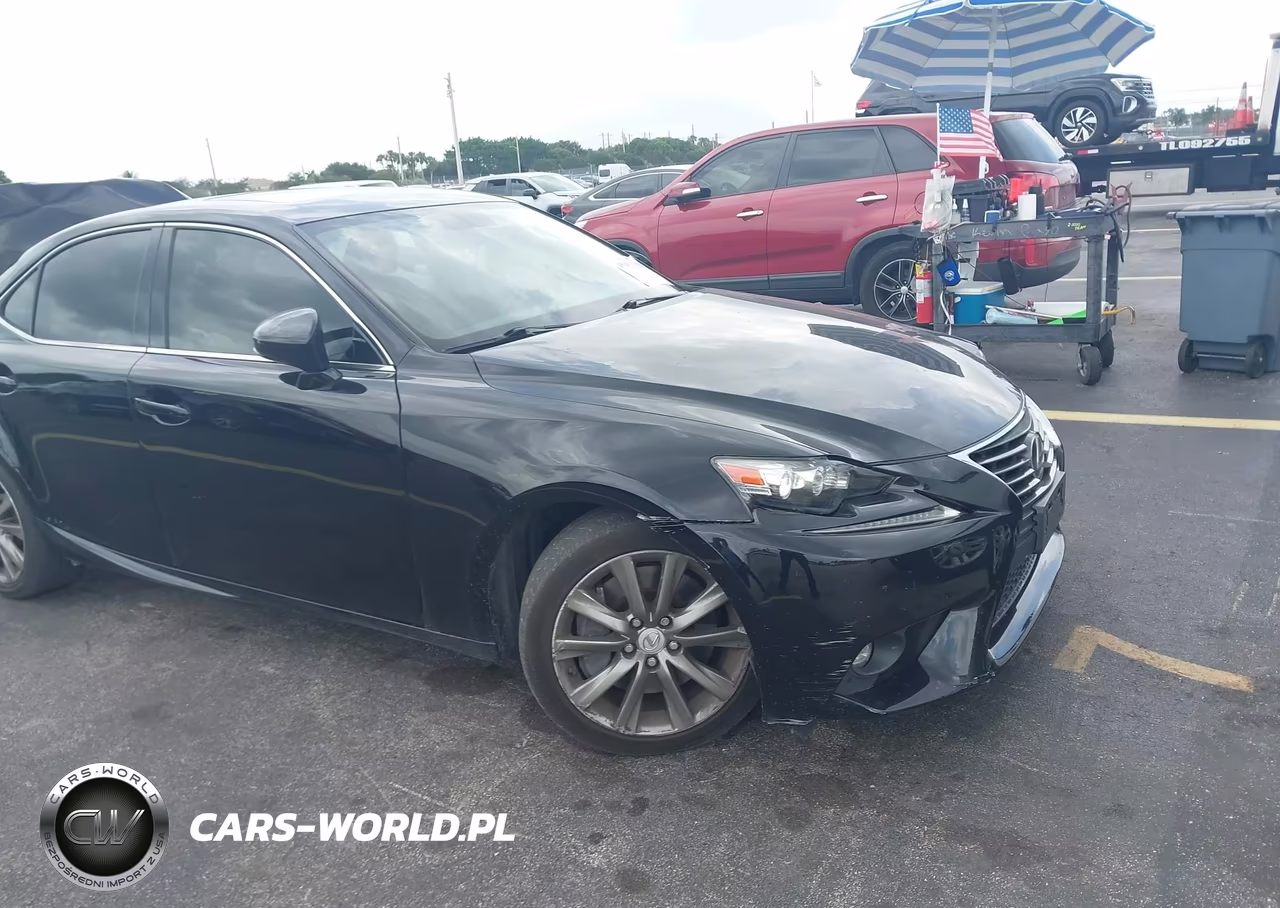 2016 Lexus Is 300 – zdjęcie 1 z 17