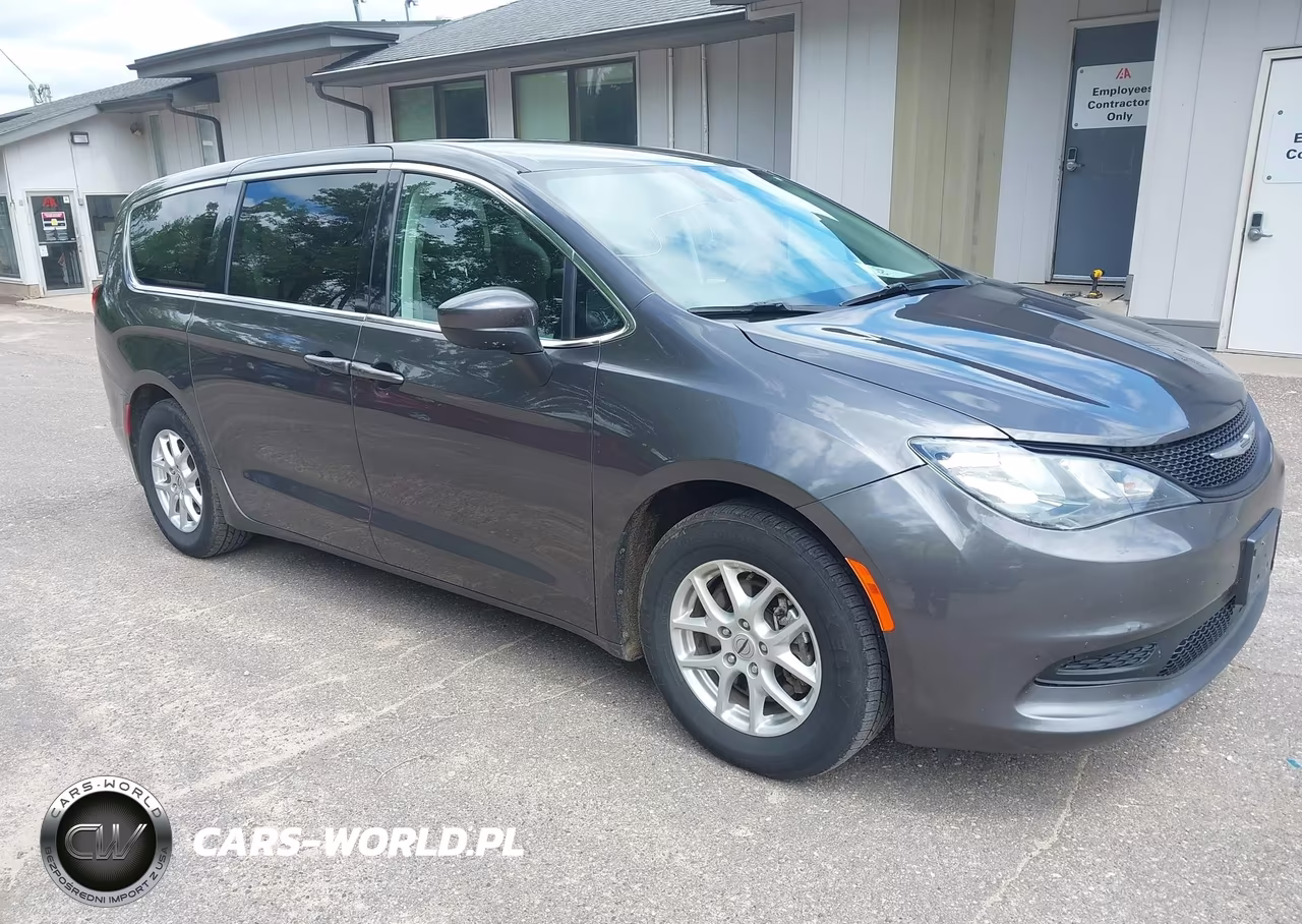 2022 Chrysler Voyager Lx – zdjęcie 1 z 16