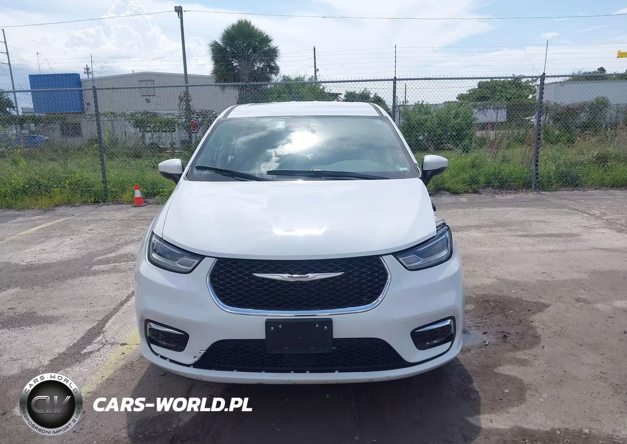 2023 Chrysler Pacifica Hybrid Touring L VIN:2C4RC1L72PR575813 - 12