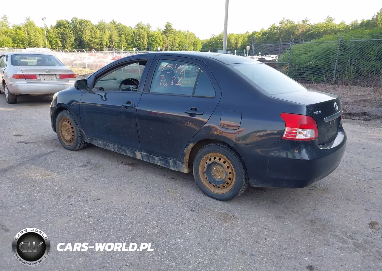 2010 Toyota Yaris VIN:JTDBT4K30A1360699 - 3