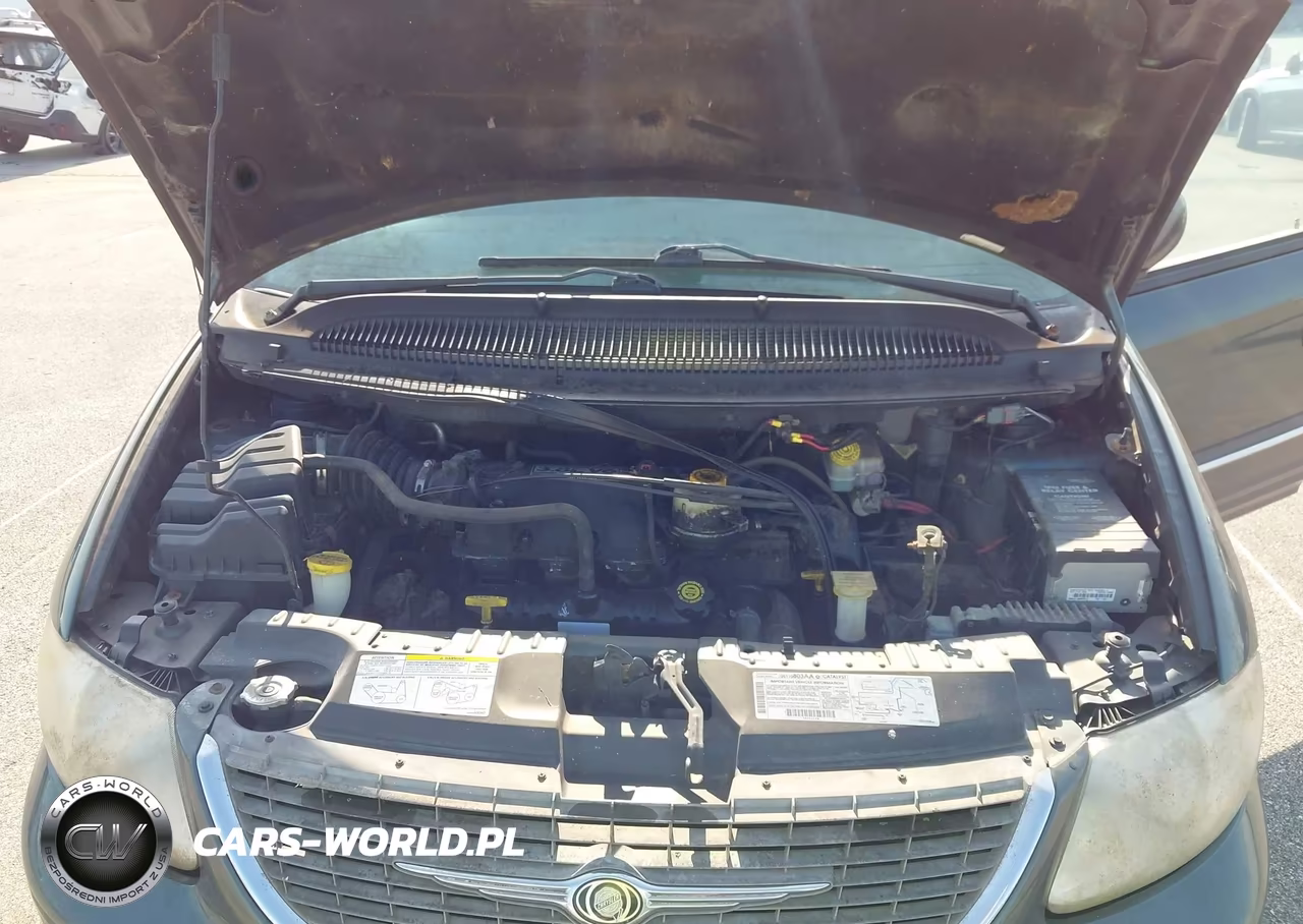2002 Chrysler Town & Country Limited VIN:2C8GP64L32R603436 - 10
