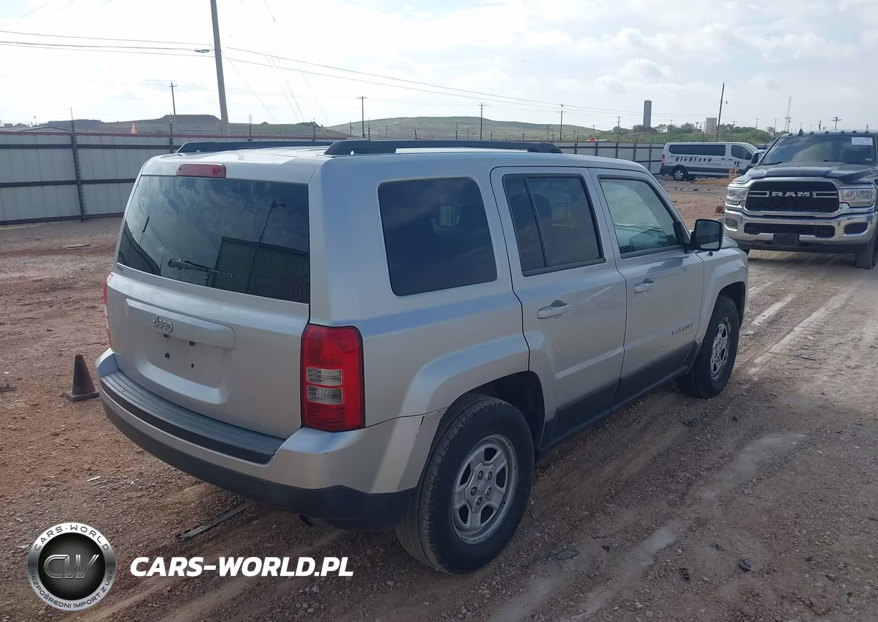 2012 Jeep Patriot Sport VIN:1C4NJPBA7CD611352 - 4