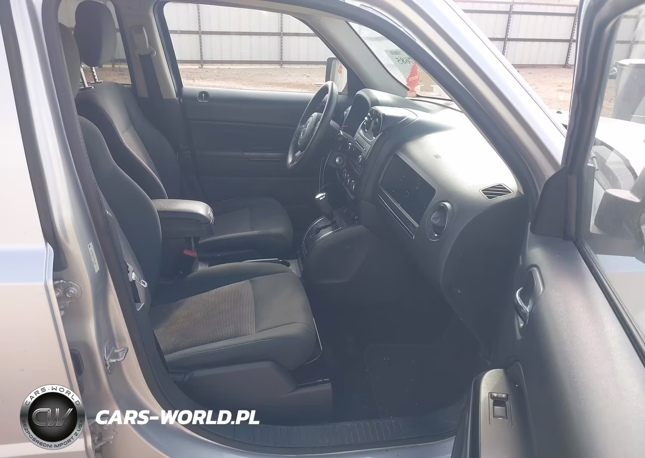 2012 Jeep Patriot Sport VIN:1C4NJPBA7CD611352 - 5