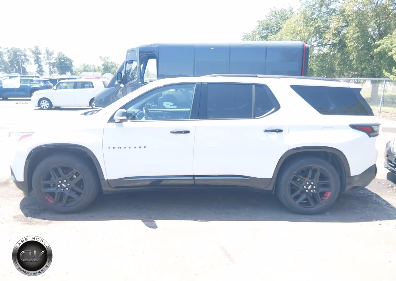 2019 Chevrolet Traverse Premier VIN:1GNEVKKW4KJ197330 - 14