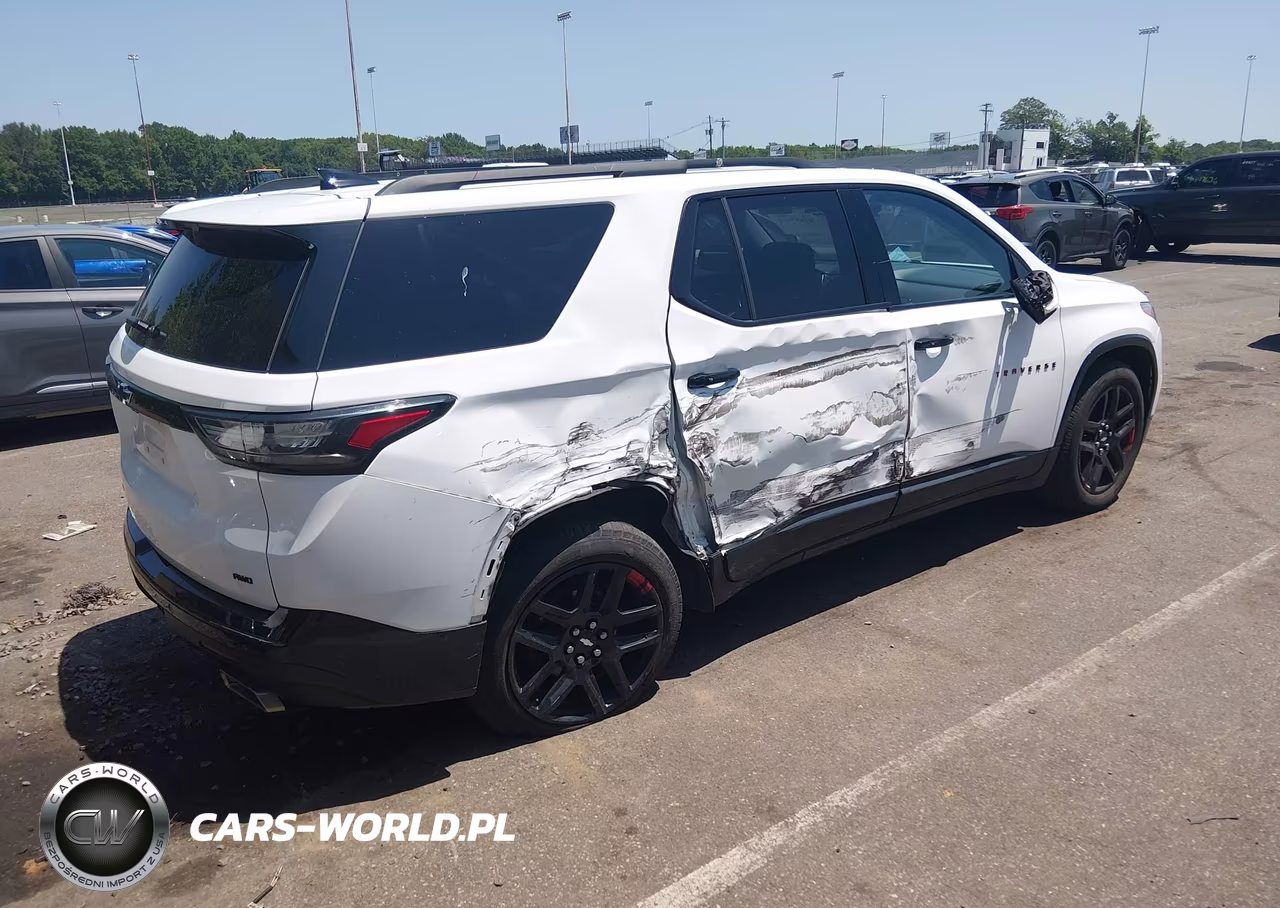 2019 Chevrolet Traverse Premier VIN:1GNEVKKW4KJ197330 - 4