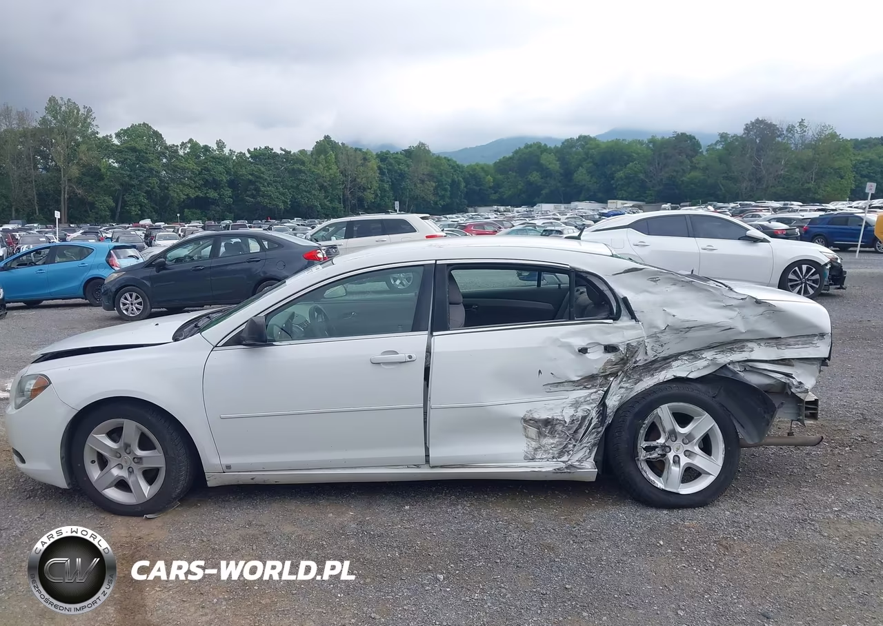 2010 Chevrolet Malibu Ls VIN:1G1ZB5EB5AF110512 - 15