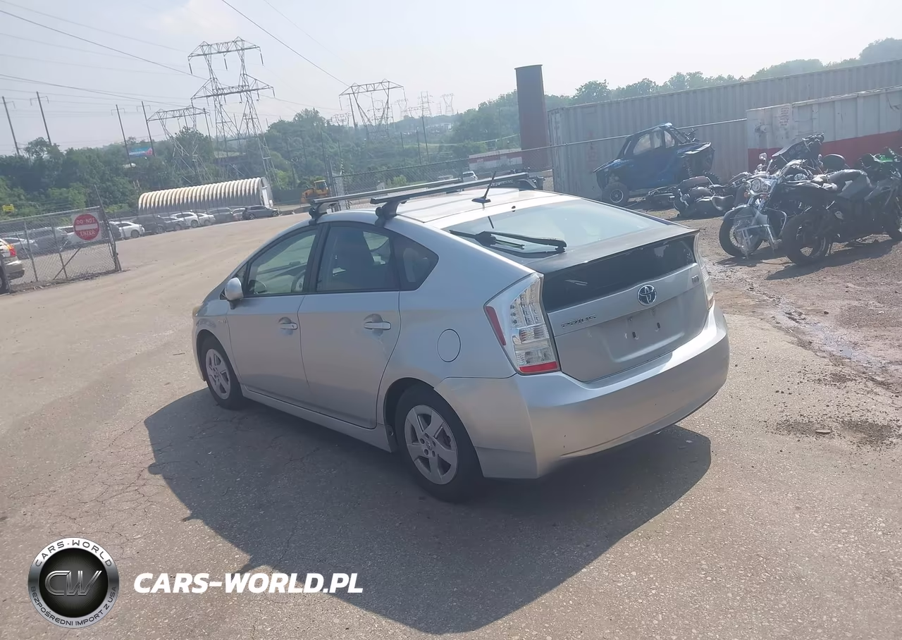 2011 Toyota Prius VIN:JTDKN3DU0B1461592 - 3