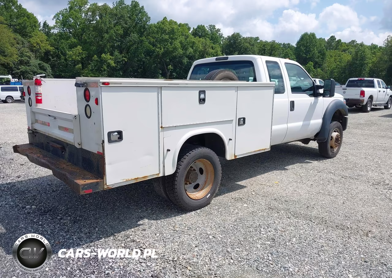 2015 Ford F-550 Chassis VIN:1FD0X5HY2FEB56633 - 4
